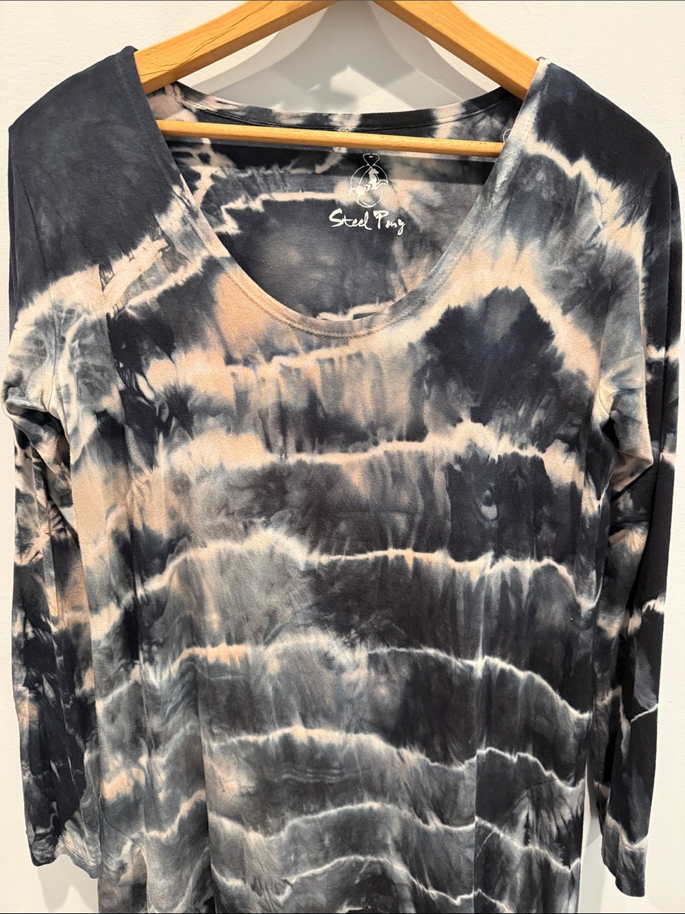 Steel Pony Women's Tie-Dye Top - Picture 4 of 5